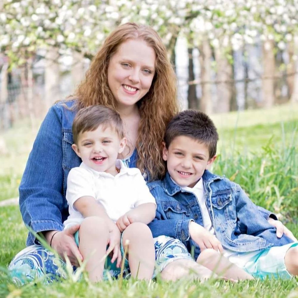 Meet your Posher, Stephanie - Picture 1 of 1